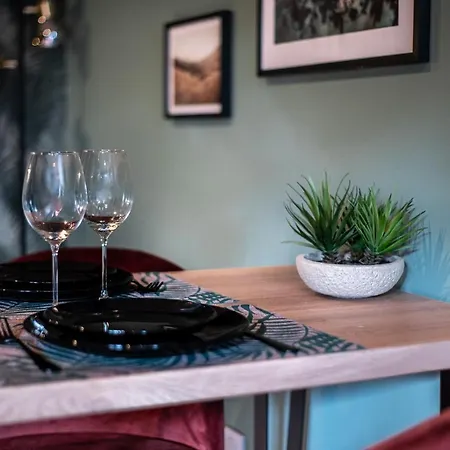 L'insoupconnee 4* Nantes